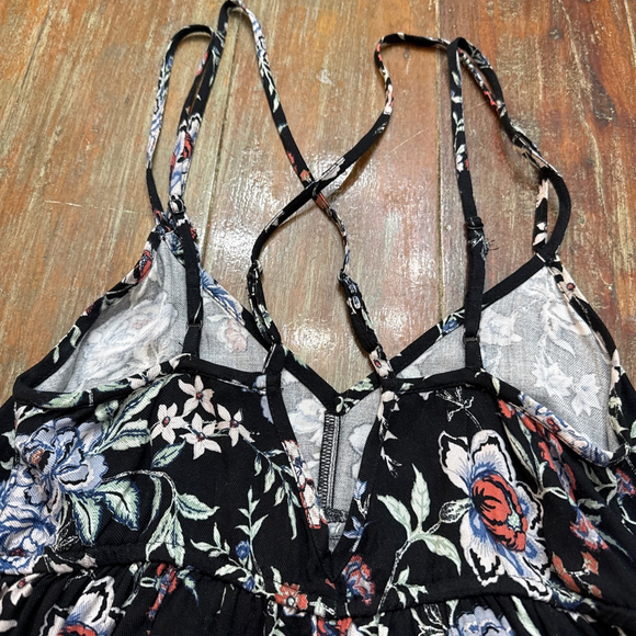 American Eagle Black Floral Strappy Tiered Mini Dress XS Whimsygoth - Picture 12 of 12